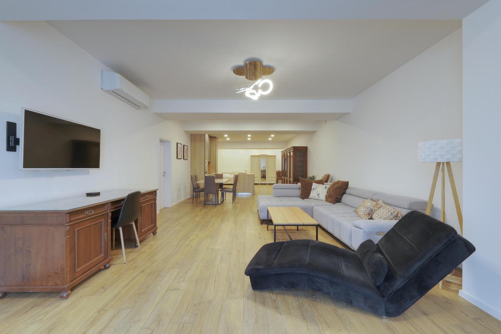 Shone Apartment Old Town 2 Bedroom Bratislava Eksteriør billede