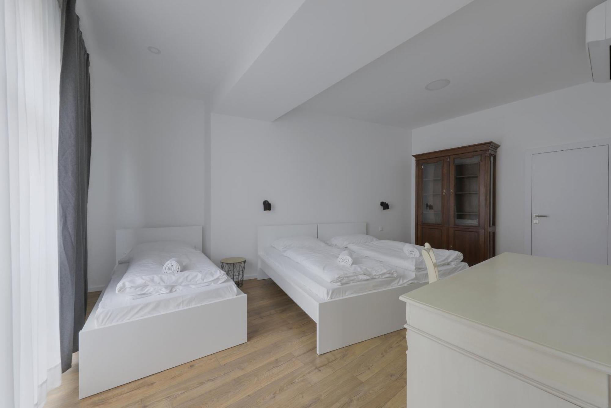 Shone Apartment Old Town 2 Bedroom Bratislava Eksteriør billede