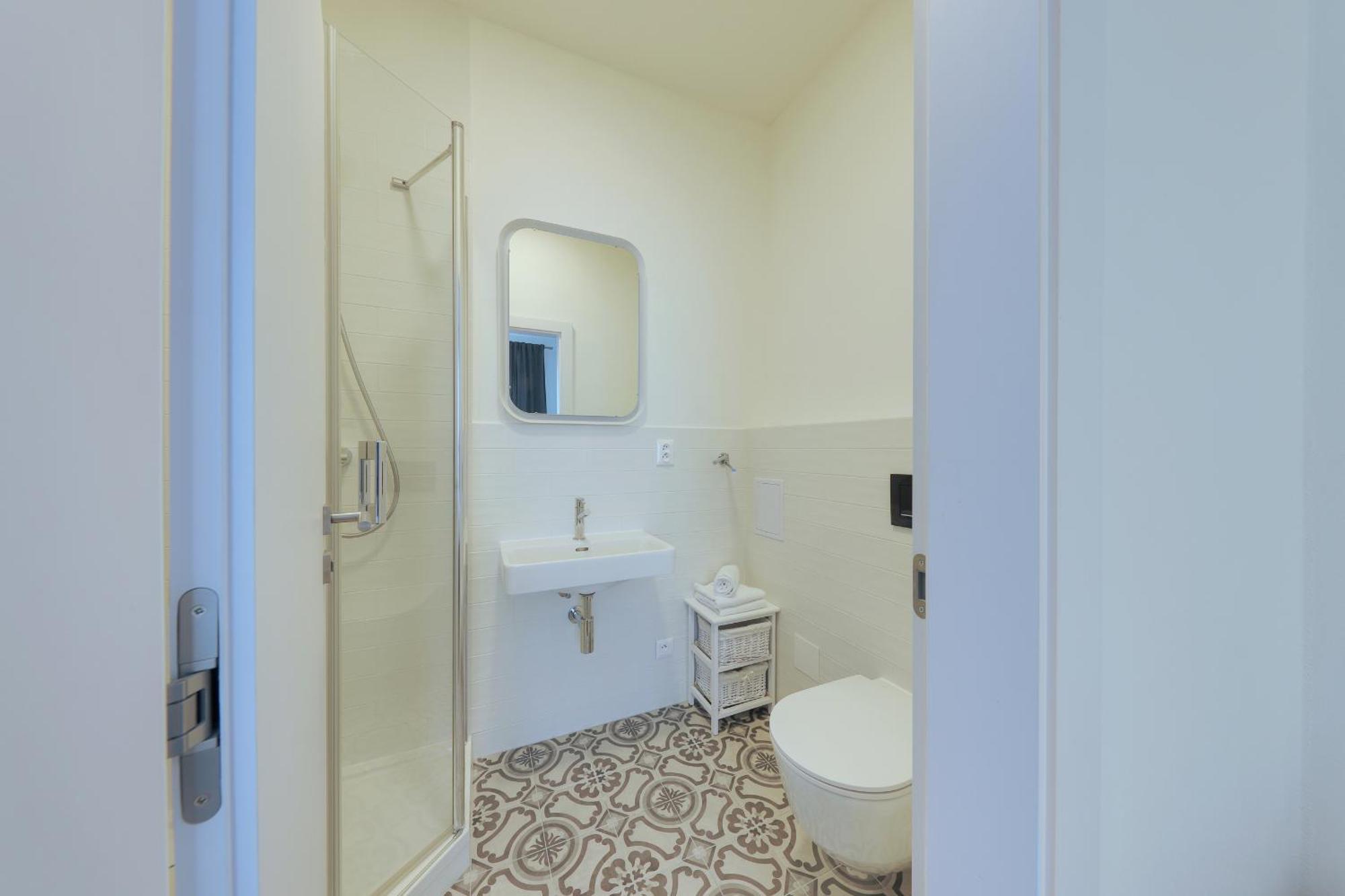 Shone Apartment Old Town 2 Bedroom Bratislava Eksteriør billede